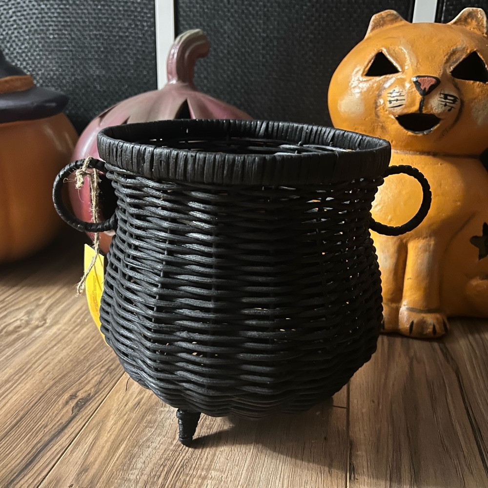 BoHo Farmhouse Witch Black Wicker Rattan Cauldron Basket Halloween Home Decor